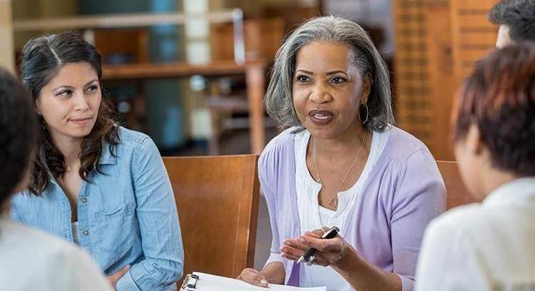 Role-of-a-Benefits-Administrator_crop